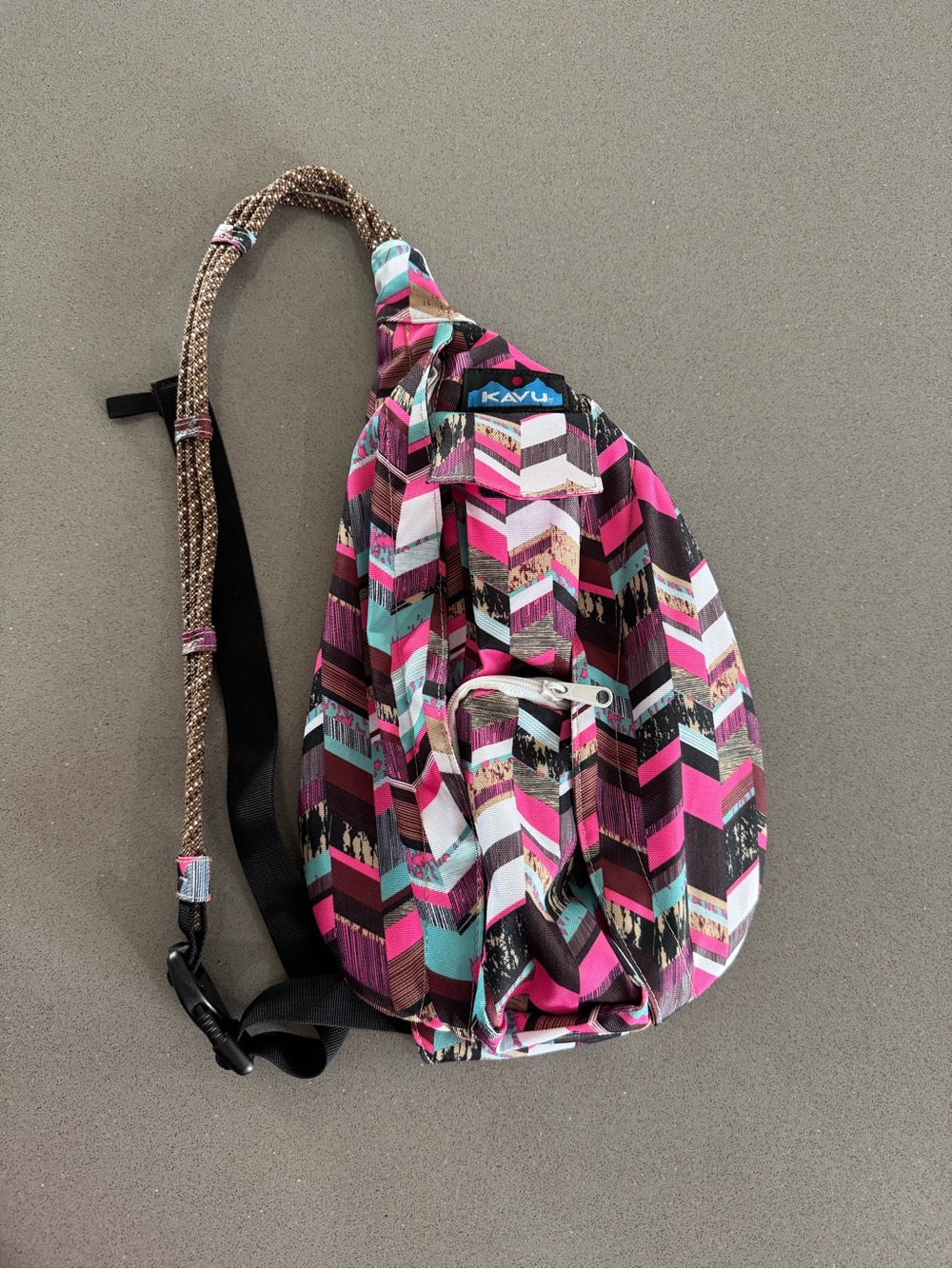 Kavu Pink / Black Rope Bag Sling Crossbody Bag Purse Beach Hiking